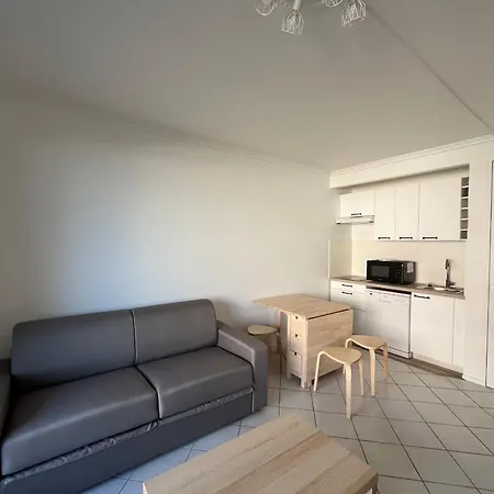 Apartment Coeur Avec Parking, Proche - Fr-1-319-604